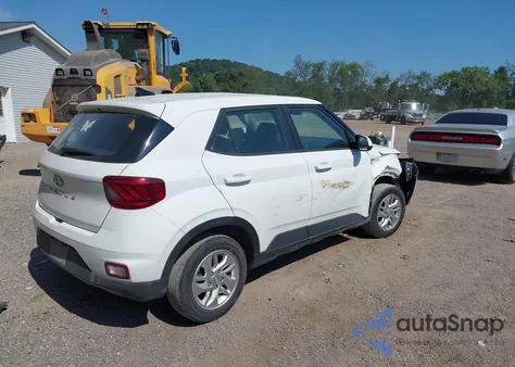 2021 Hyundai Venue Se from USA, damaged, VIN KMHRB8A35MU108424